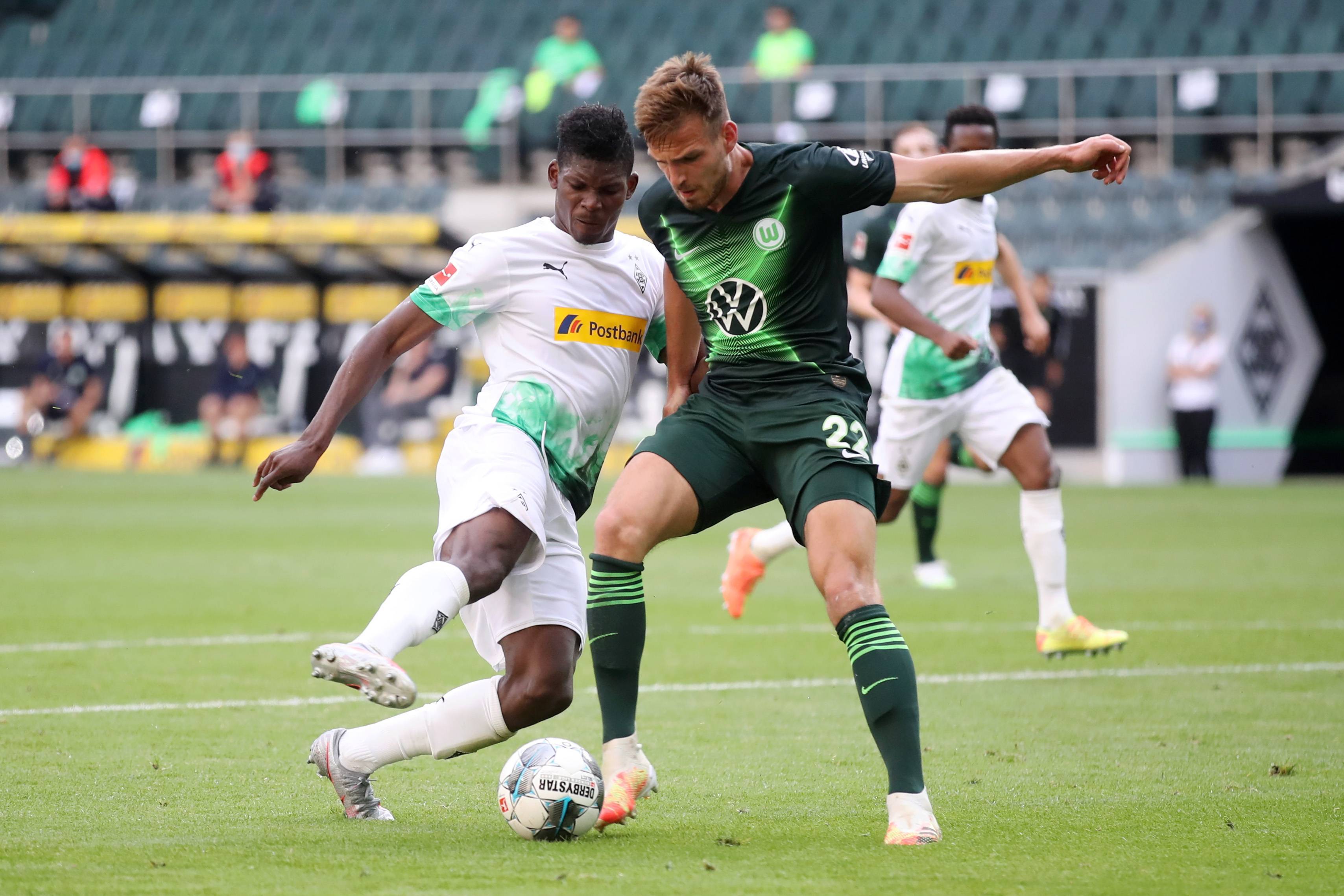 开云APP-西汉姆窗口期复出首秀，志在德甲名次提升，媒体盛赞，更衣室氛围转暖(拿破仑法典原文及翻译)